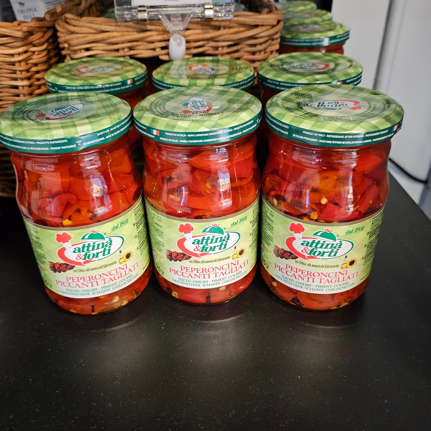 Sliced Pepperoncini Calabrese Chili in Oil